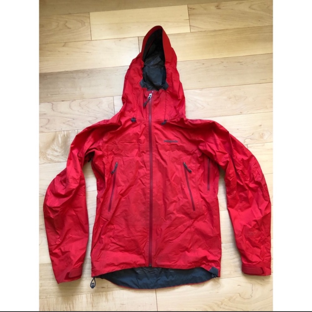 ISO: Red Patagonia Rain Shell (not for sale!!)